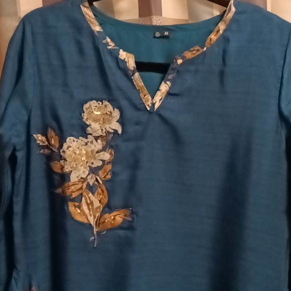 FINAL PRICE NWOT teal dress w tan floral embroidery & assymetrical sides/hem Med - Picture 10 of 16